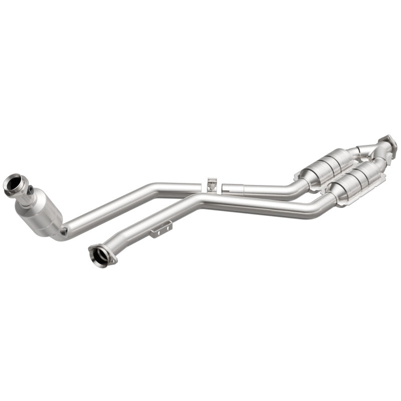 MagnaFlow Direct Fit Catalytic Converter 99-00 Mercedes CLK320 3.2L