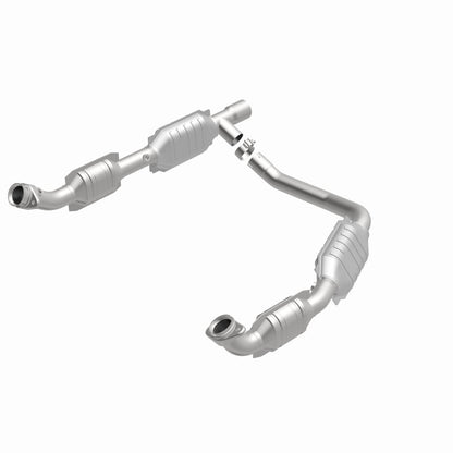 MagnaFlow Direct Fit Catalytic Converter 05-07 Ford E-250/E-350 Econoline V8 5.4L
