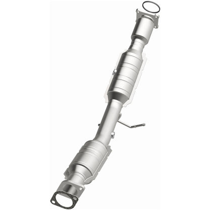 MagnaFlow Direct Fit Catalytic Converter 05-09 Volvo V50 2.4L