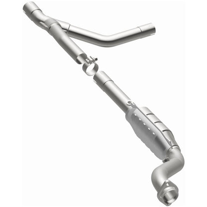 MagnaFlow Direct Fit Catalytic Converter 04-05 Dodge Ram 1500 Pickup 5.7L P/S
