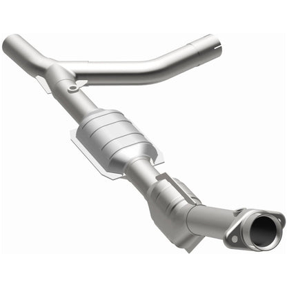 MagnaFlow Direct Fit Catalytic Converter 00-04 Ford E150 4.6L P/S