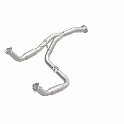 MagnaFlow 2011 Chevrolet Silverado 2500 HD 6.0L Direct Fit Converter