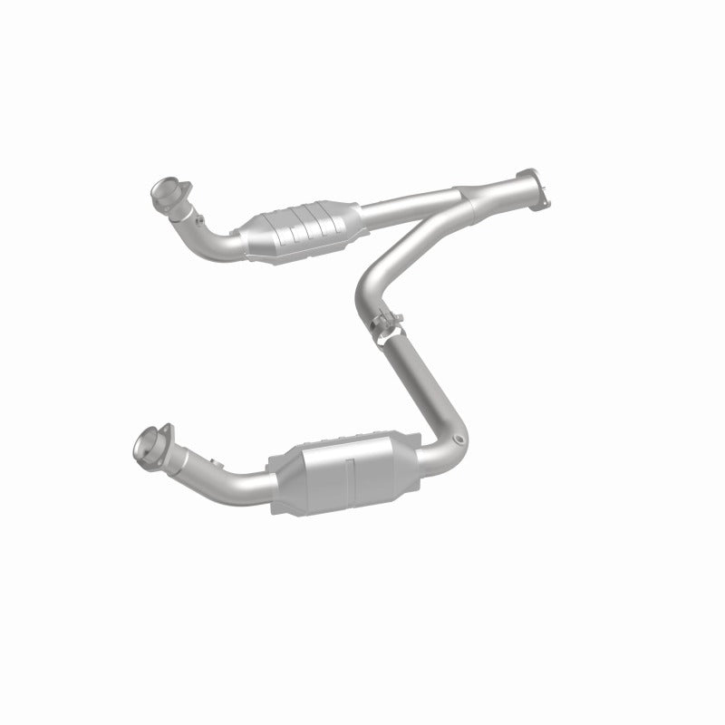 MagnaFlow Direct Fit Catalytic Converter 00-01Tahoe/Yukon V8 5.7L