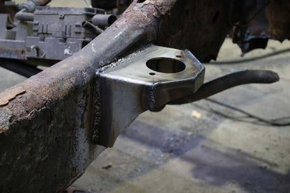 Rustbuster Front Cab Mount Left Side