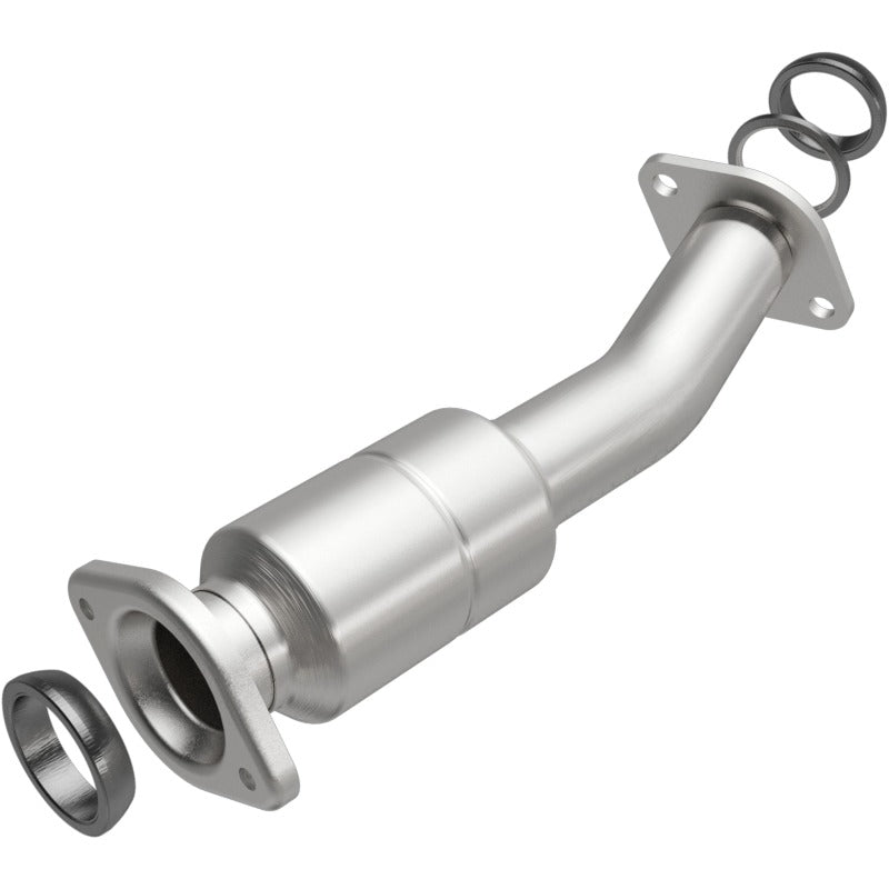 MagnaFlow Direct Fit Catalytic Converter 11-15 Sienna 3.5 Underbody