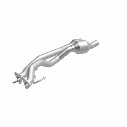 MagnaFlow Direct Fit Catalytic Converter 07 VW Touareg 3.6L Rear