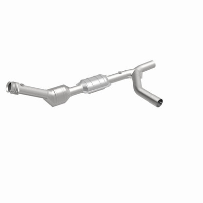 MagnaFlow Direct Fit Catalytic Converter 00-04 Ford E150 4.6L P/S