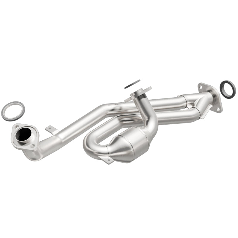 MagnaFlow Direct Fit Catalytic Converter 01-03 Toyota Sienna 3.0L fr