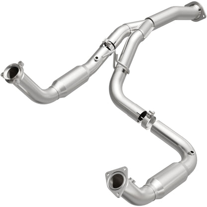 MagnaFlow 11-15 Chevrolet Silverado 2500 HD 6.0L Direct Fit Converter