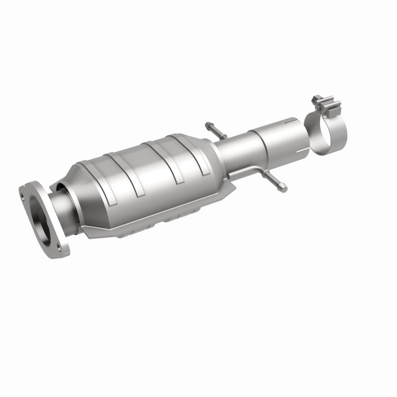 MagnaFlow Direct Fit Catalytic Converter 09-11 Chevy Malibu 3.6L