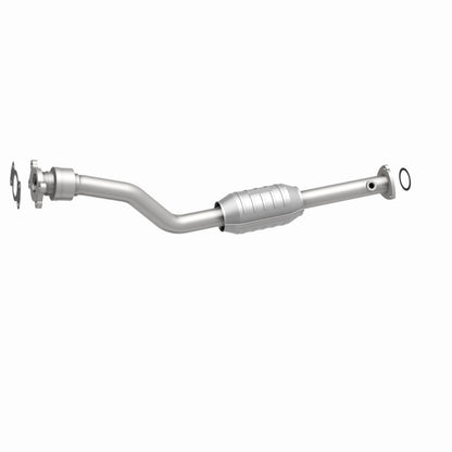 MagnaFlow Direct Fit Catalytic Converter 96-98 GM Cavalier/Malibu/