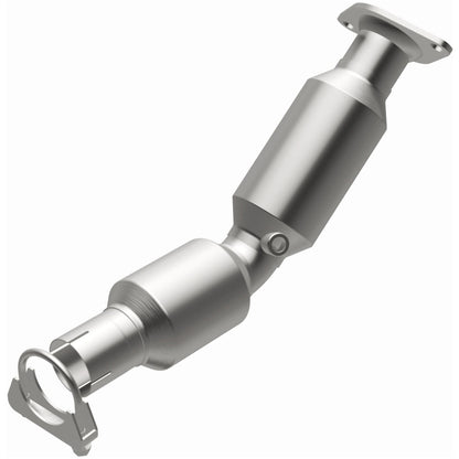 MagnaFlow Direct Fit Catalytic Converter 2010-2015 Prius L4 1.8 OEM Underbody