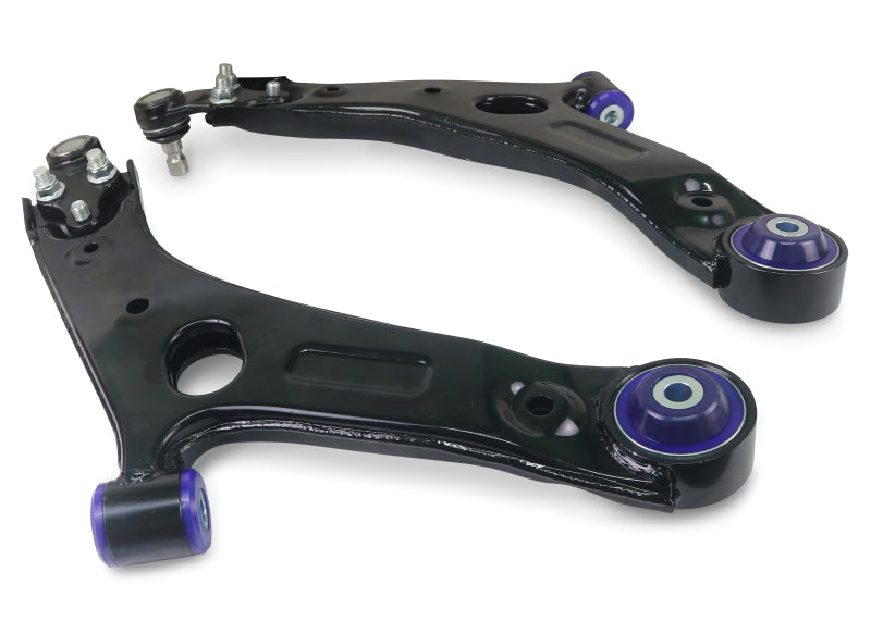 SuperPro 11-16 Kia Sportage Front Lower Control Arm Set W/ Sp Bushings