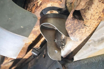 RustBuster Rust Buster Avalanche/Suburban/Yukon Center Rear Body Frame Mount