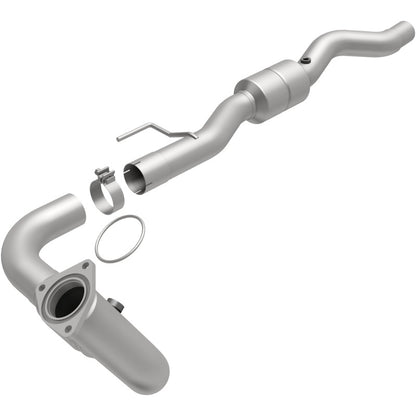 MagnaFlow Direct Fit Catalytic Converter 02-03 Avalanche 8.1 DS OEM