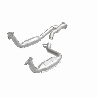 MagnaFlow Direct Fit Catalytic Converter 03-06 Chevy SSR 5.3/6.0 OEM