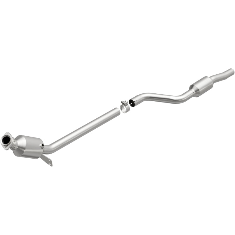 MagnaFlow 12-14 C350 V6 3.5 OEM Underbody Direct Fit Converter