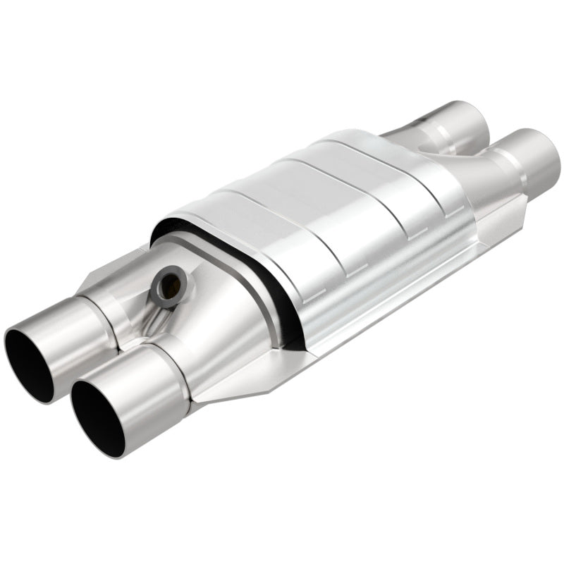 MagnaFlow Universal Catalytic Converter 2 D/D W/O2 Boss