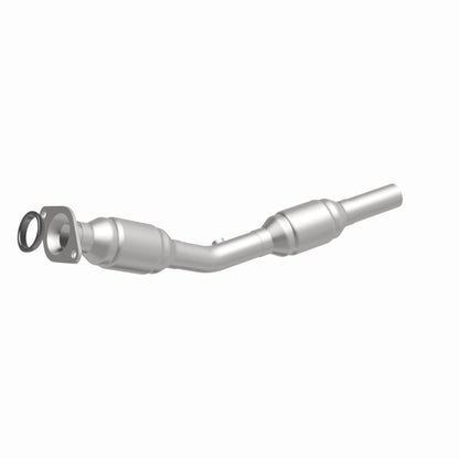 MagnaFlow Direct Fit Catalytic Converter 03-04 Vibe/Matrix/Corol OEM