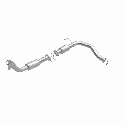 MagnaFlow 08-17 Toyota Sequoia 5.7L CARB Compliant Direct-Fit Catalytic Converter