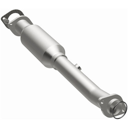MagnaFlow 2004 Nissan Titan 5.6L Direct Fit Converter