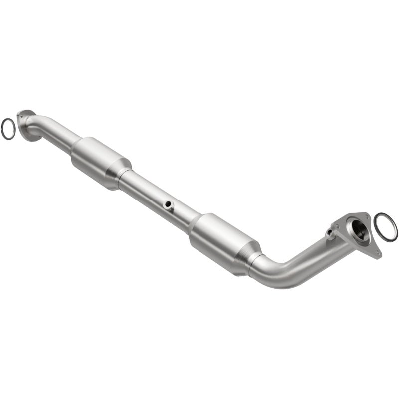 MagnaFlow 13-17 Lexus LX570 5.7L Direct Fit Converter