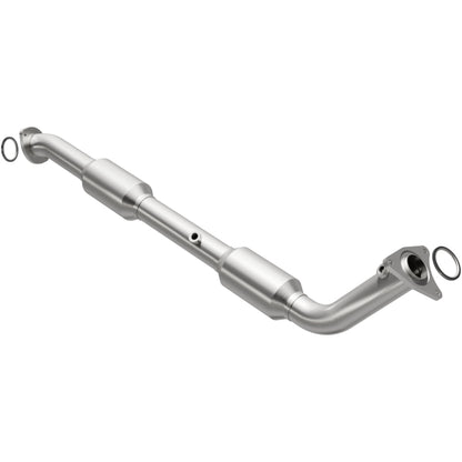 MagnaFlow 13-17 Lexus LX570 5.7L Direct Fit Converter