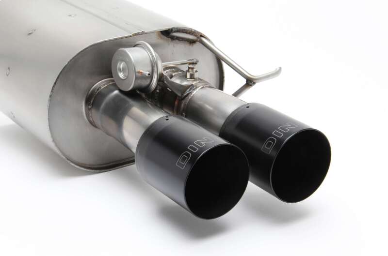 Dinan 12-19 BMW M6 (F06/F12/F13) Free Flow Axleback Exhaust System - Black Tips
