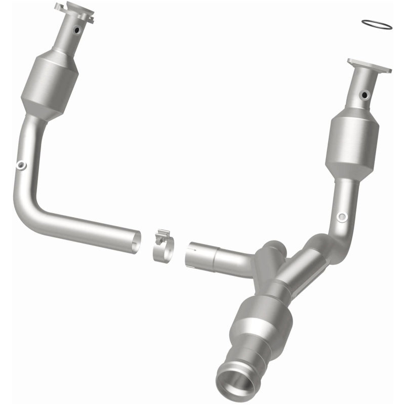 MagnaFlow Direct Fit Catalytic Converter 2015 GMC Yukon XL V8 6.2L