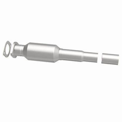 MagnaFlow Direct Fit Catalytic Converter 04-06 Mazda 3 2.0/2.3 rr OE