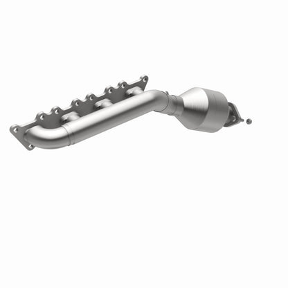 MagnaFlow Direct Fit Catalytic Converter 2009 Kia Borrego 4.6L Driver Side