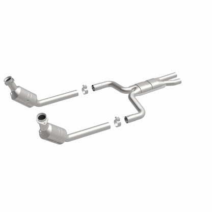 MagnaFlow Direct Fit Catalytic Converter 2003 THUNDERBIRD 3.9L Underbody