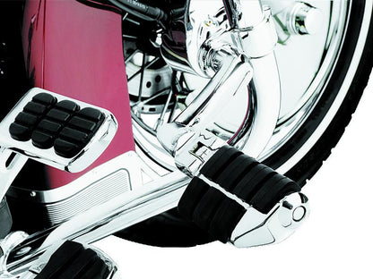 Kuryakyn Longhorn Offset Dually ISO Pegs With 1-1/4in Clamp Chrome