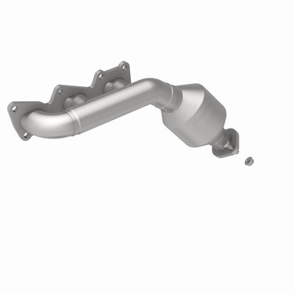 MagnaFlow Direct Fit Catalytic Converter 2009 Kia Borrego 3.8L Driver Side