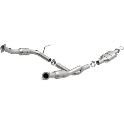 MagnaFlow Direct Fit Catalytic Converter Explorer 02-04 4.6L OEM