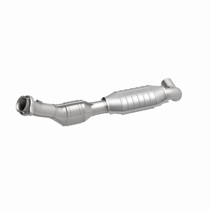MagnaFlow Direct Fit Catalytic Converter 97-98 Ford Trucks 4.6L