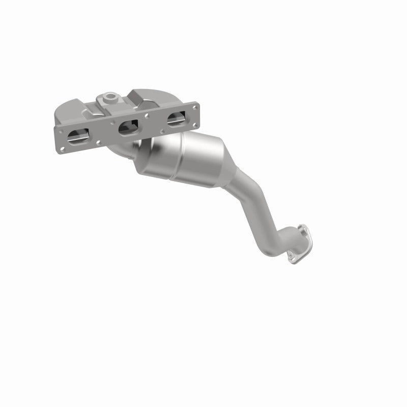 MagnaFlow Direct Fit Catalytic Converter BMW 5 01-03 front OEM