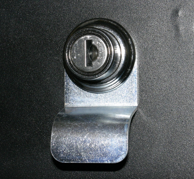 Tuffy Products Tuffy Finger Pull- Top Or Bottom Pushbutton Lock