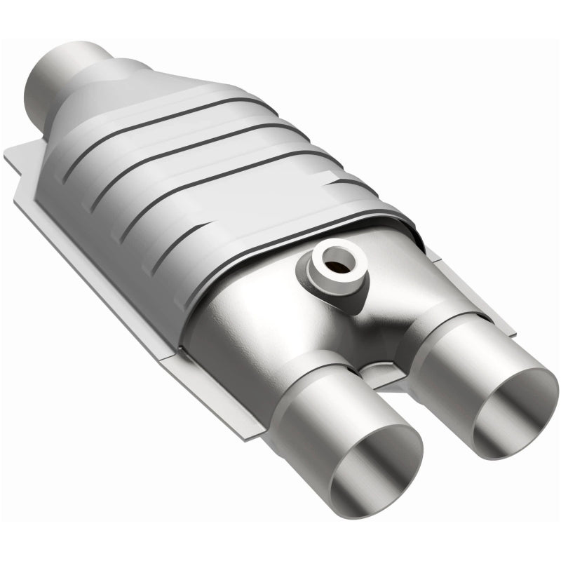 MagnaFlow Universal Catalytic Converter 2/3 D/S Single O2 Boss