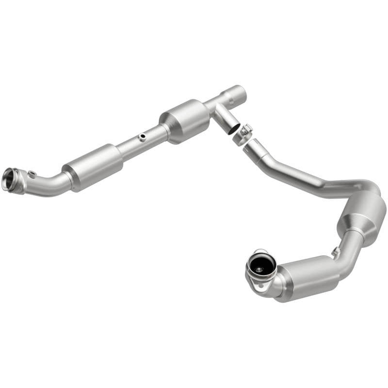MagnaFlow Direct Fit Catalytic Converter 05-06 Ford E-350 Super Duty 5.4L