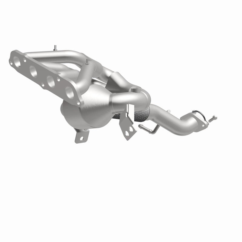 MagnaFlow Direct Fit Catalytic Converter 16-17 Mazda CX-3 L4 OEM Manifold