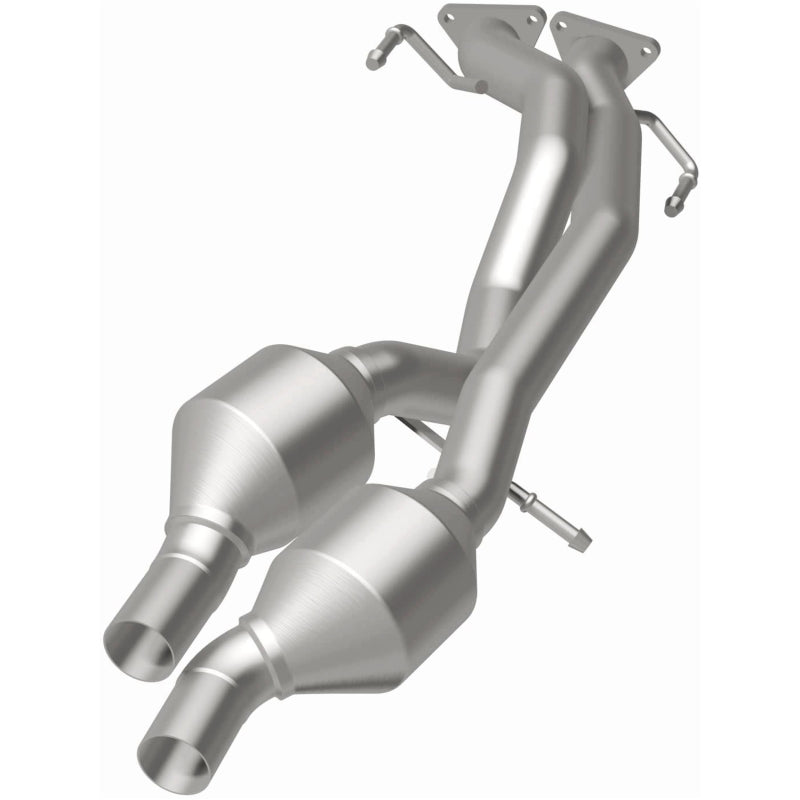 MagnaFlow Direct Fit Catalytic Converter 07-09 Audi Q7 3.6L Manifold