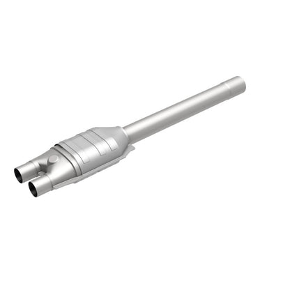 MagnaFlow Direct Fit Catalytic Converter 93-97 Chrysler 3.5L Rear Co