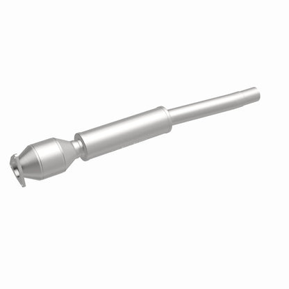 MagnaFlow Direct Fit Catalytic Converter 03-06 VW Phaeton 4.2L PS Rr