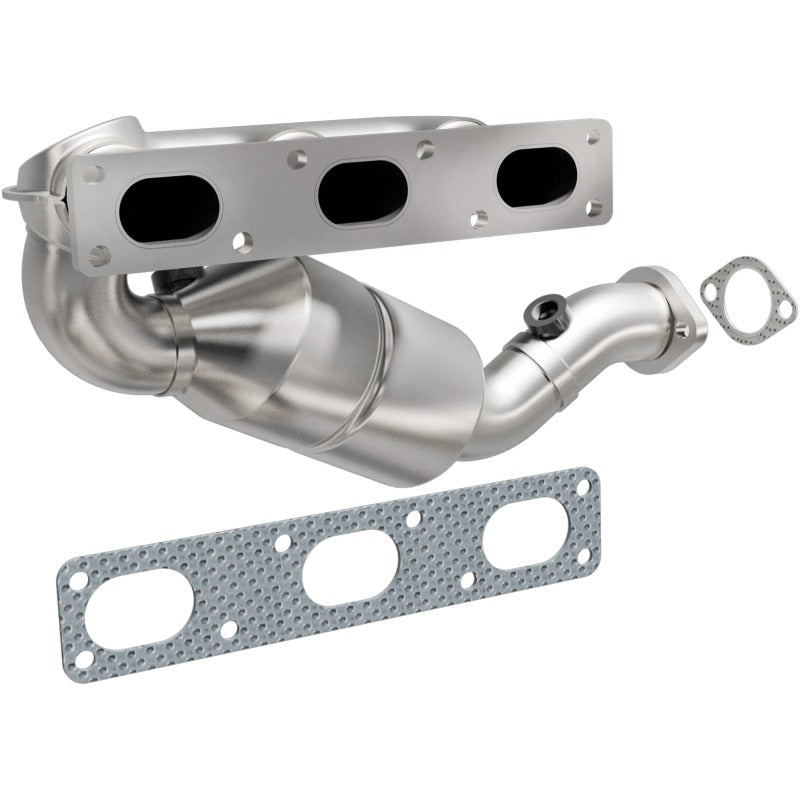MagnaFlow Direct Fit Catalytic Converter BMW 5 99-00 Rear