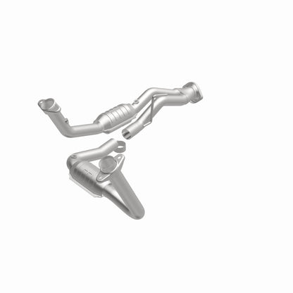 MagnaFlow Direct Fit Catalytic Converter 07-08 Jeep G/C OEM