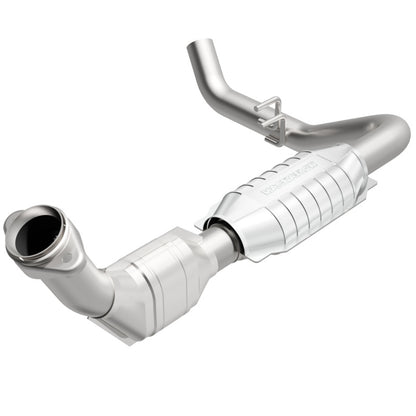 MagnaFlow Direct Fit Catalytic Converter 99-00 Ford Trucks 5.4L