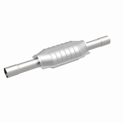 MagnaFlow Direct Fit Catalytic Converter GM 26X6.5 X4 2/2