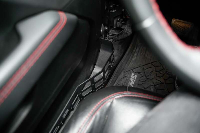 DV8 Offroad 18-20 Jeep Wrangler (JL)/Gladiator (JT) Front Door Pocket Molle Panels