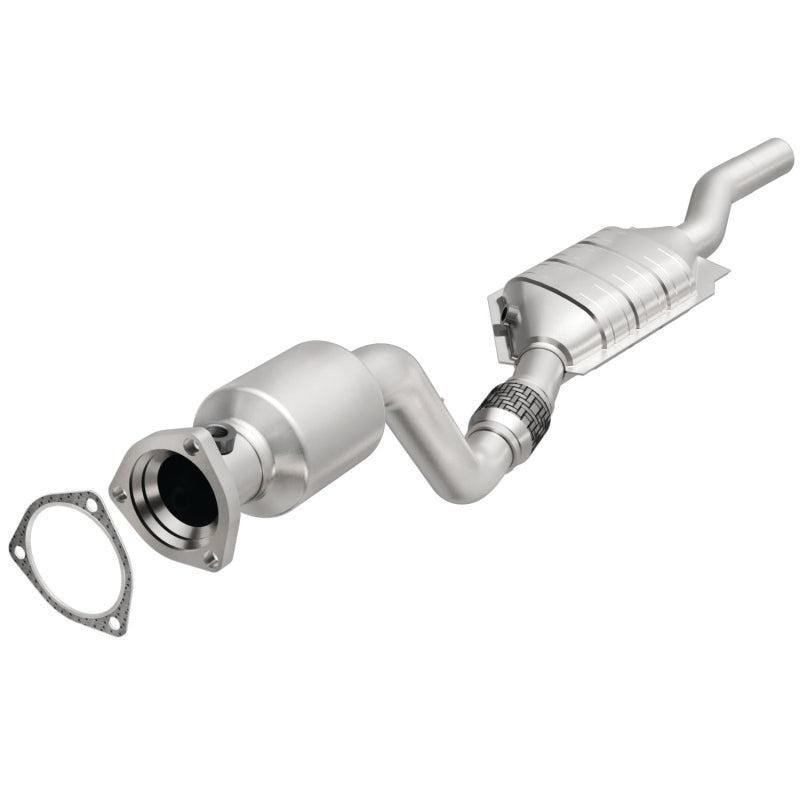 MagnaFlow Direct Fit Catalytic Converter 03 Volkswagen Passat 2.8L